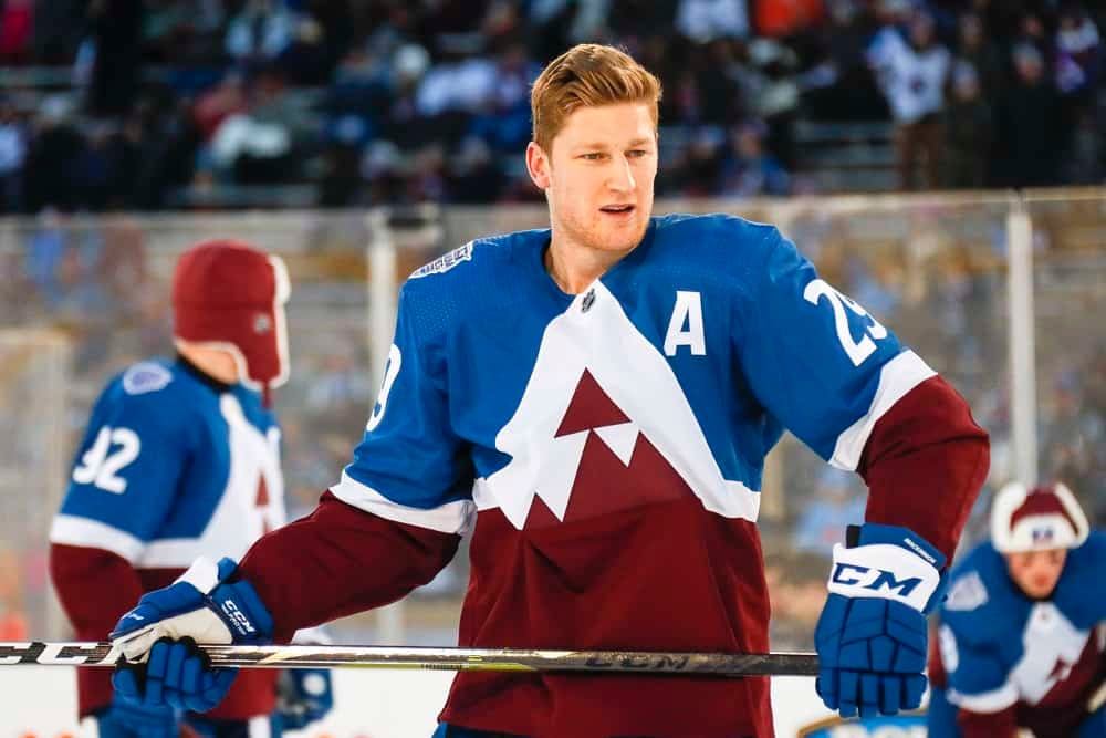 NHL DFS Picks Today: Nathan MacKinnon Smoking Field (April 26)