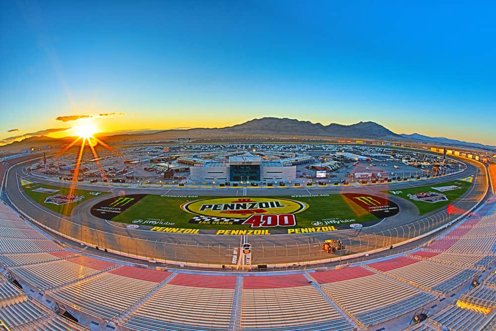 NASCAR DFS Pennzoil 400 DraftKings and FanDuel lineups Las Vegas Motor Speedway race this Sunday with a free race preview from our Awesemo NASCAR expert Phil Bennetzen
