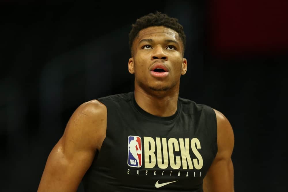 NBA DFS Picks & Building Blocks: Target Giannis Antetokounmpo (April 2)