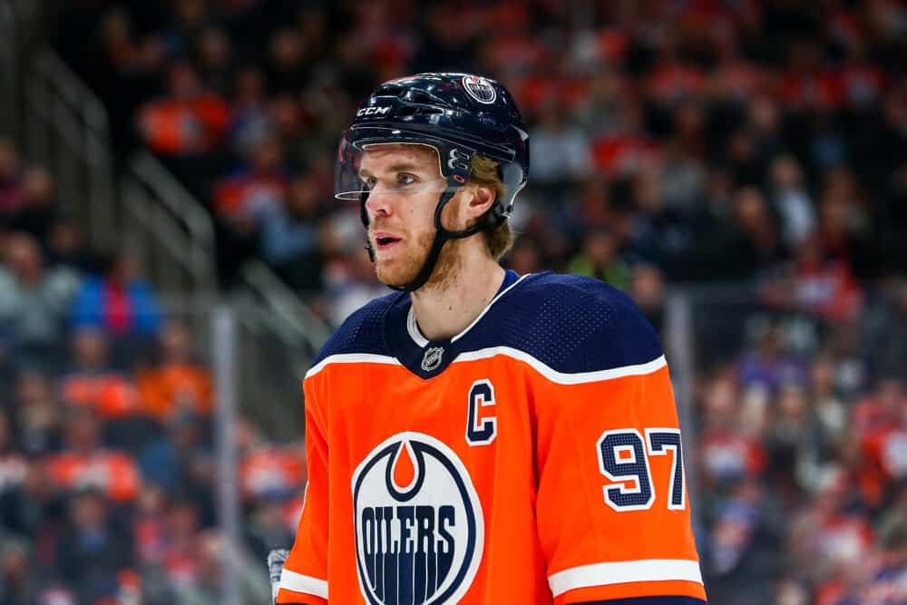 NHL DFS Picks Today: Finally Time to Go All In On Connor McDavid? (November 6)