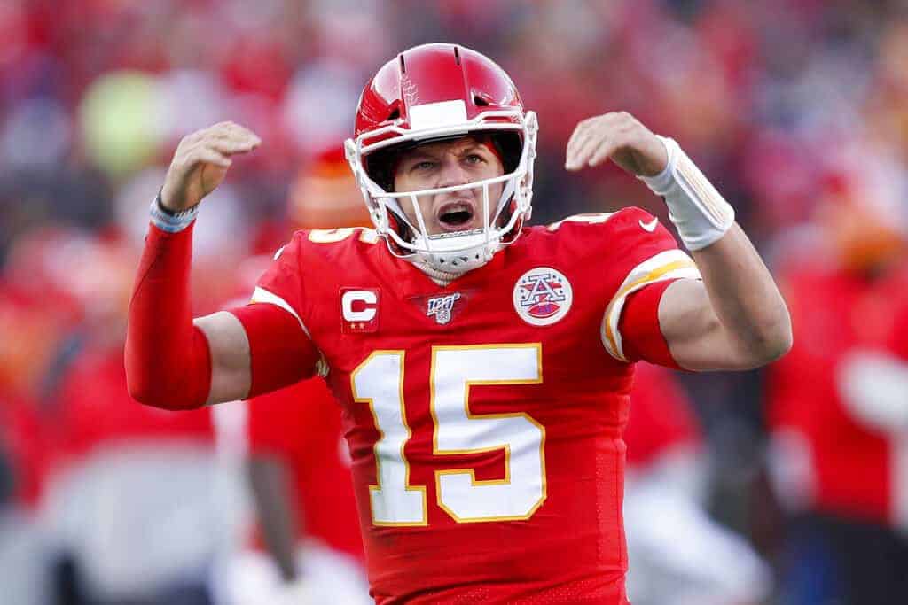 Raiders at Chiefs NFL DFS Showdown: How Many Trick Passes Will Patrick Mahomes Complete Tonight? (October 10)