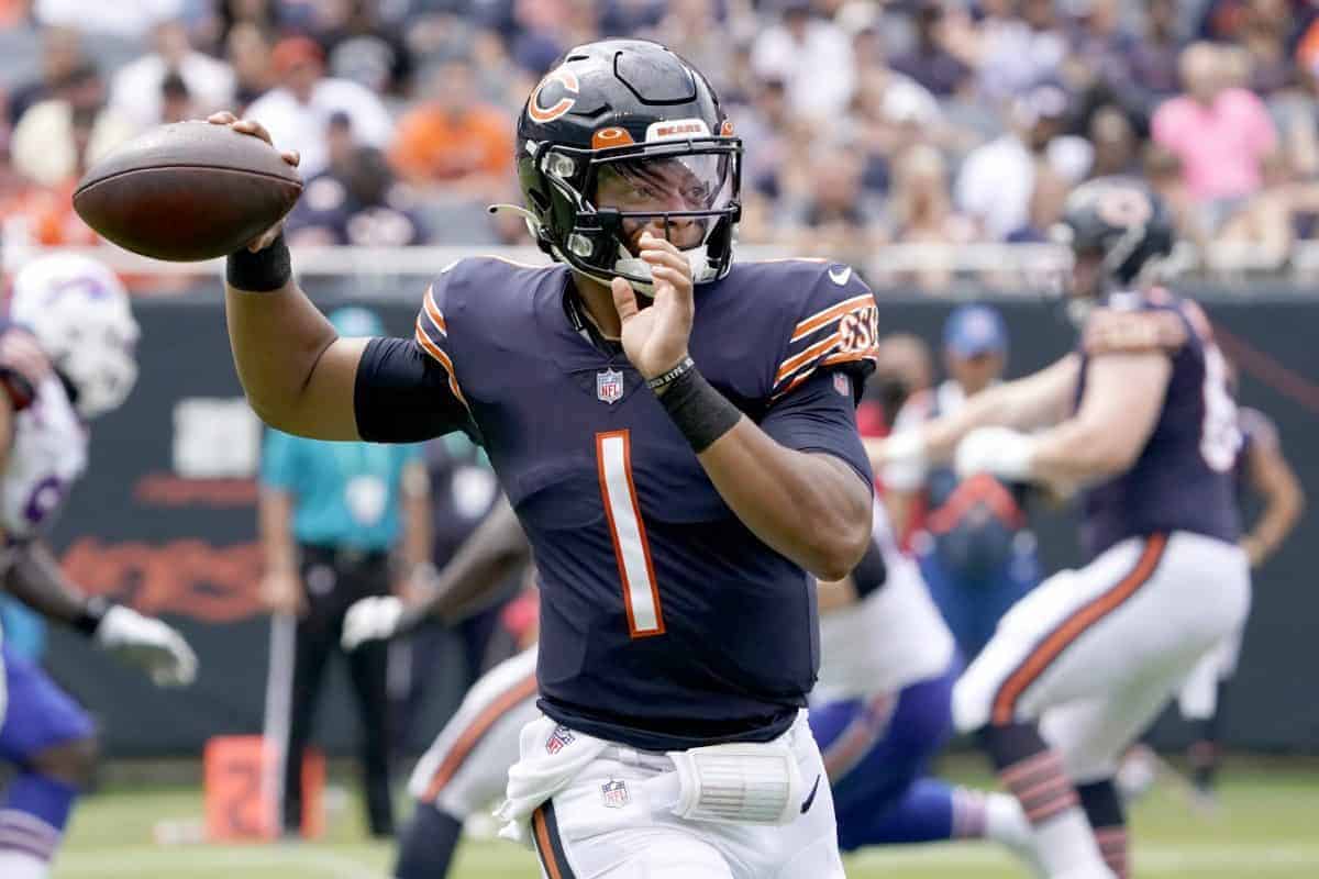 OwnersBox NFL DFS Strategy: Top Quarterback Plays for Sunday's Main Slate