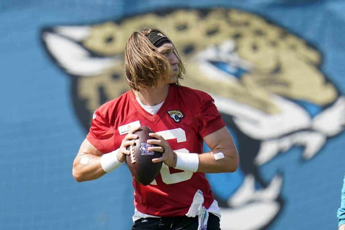 Jaguars at Jets NFL DFS Picks: Can Trevor Lawrence Continue His Heater on TNF?