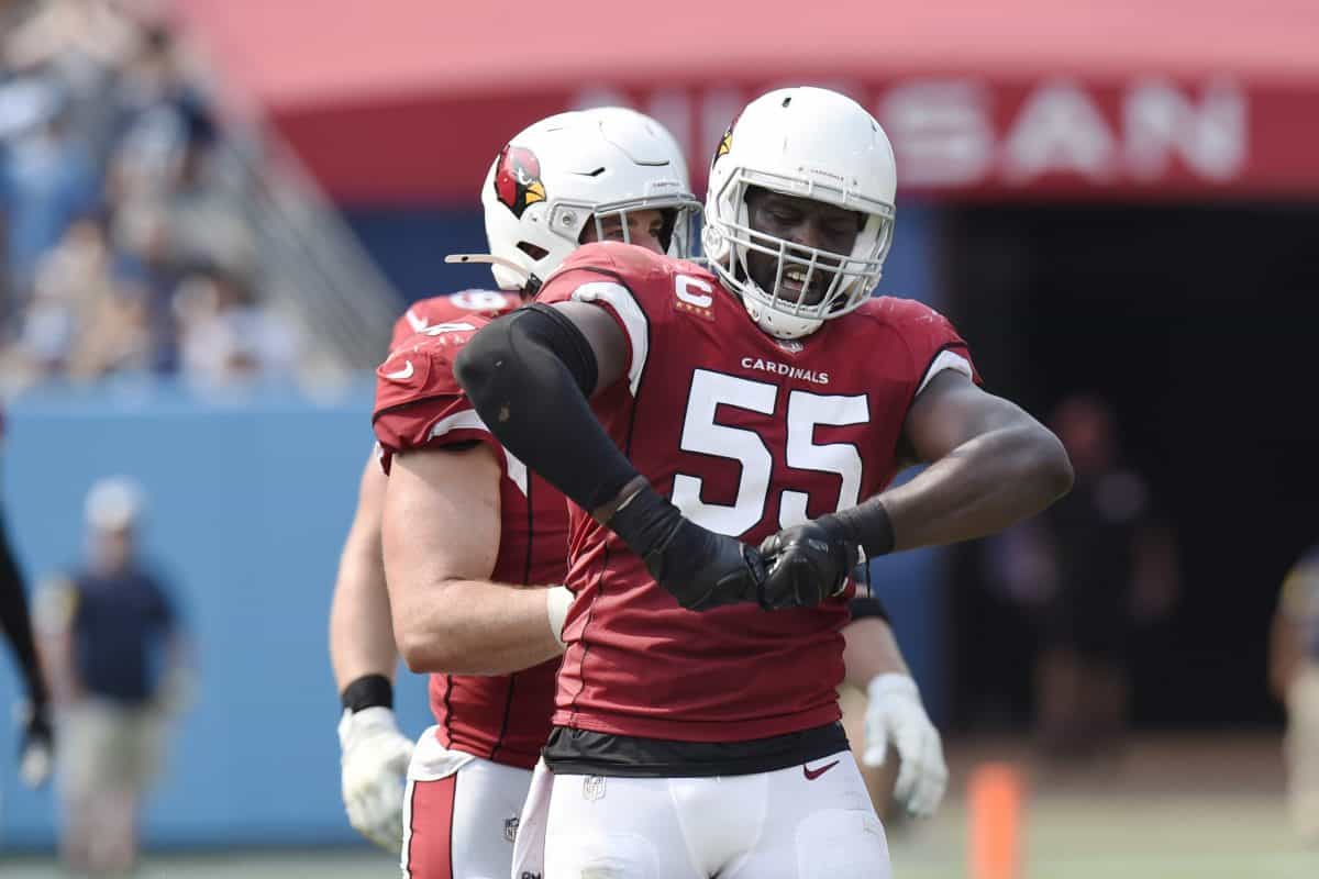 Fans are convinced that Arizona Cardinals linebacker chandler Jones was throwing shade at quarterback Kyler Murray with a tweet earlier this morning