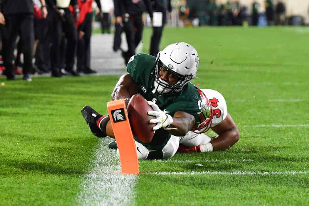 DraftKings CFB DFS Picks COllege Football NCAAF daily fantasy football Week 8 today tonight lineup optimizer picks optimal lineup free expert rankings projections ownership Kenneth Walker III Michigan State