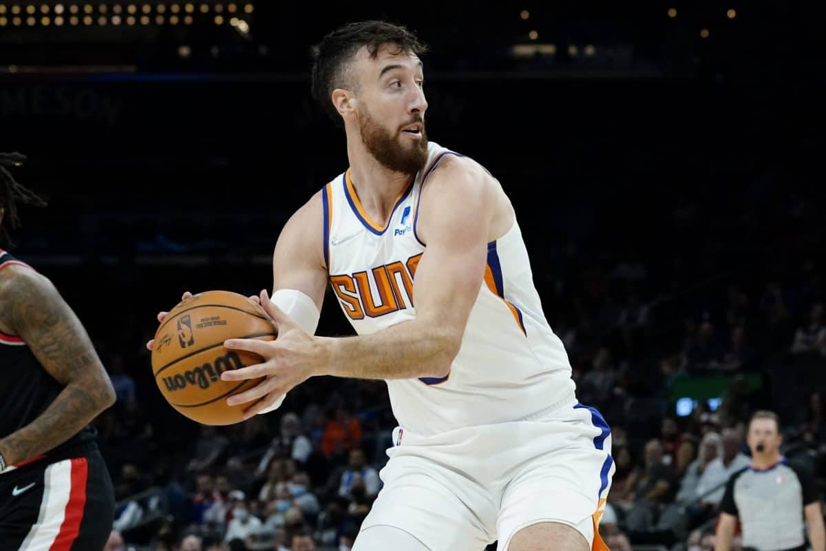 NBA DFS picks DraftKings FanDuel lineup optimizer picks today tonight starting lineups injury report twitter daily fantasy basketball free expert projections