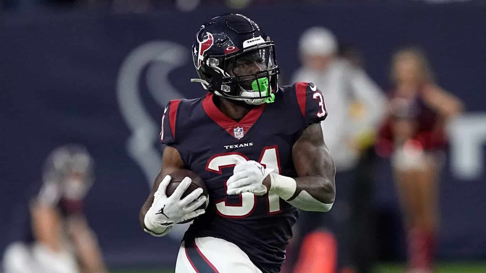 Preseason DFS Picks: NFL DFS Plays for Texans-Patriots, Vikings-Seahawks