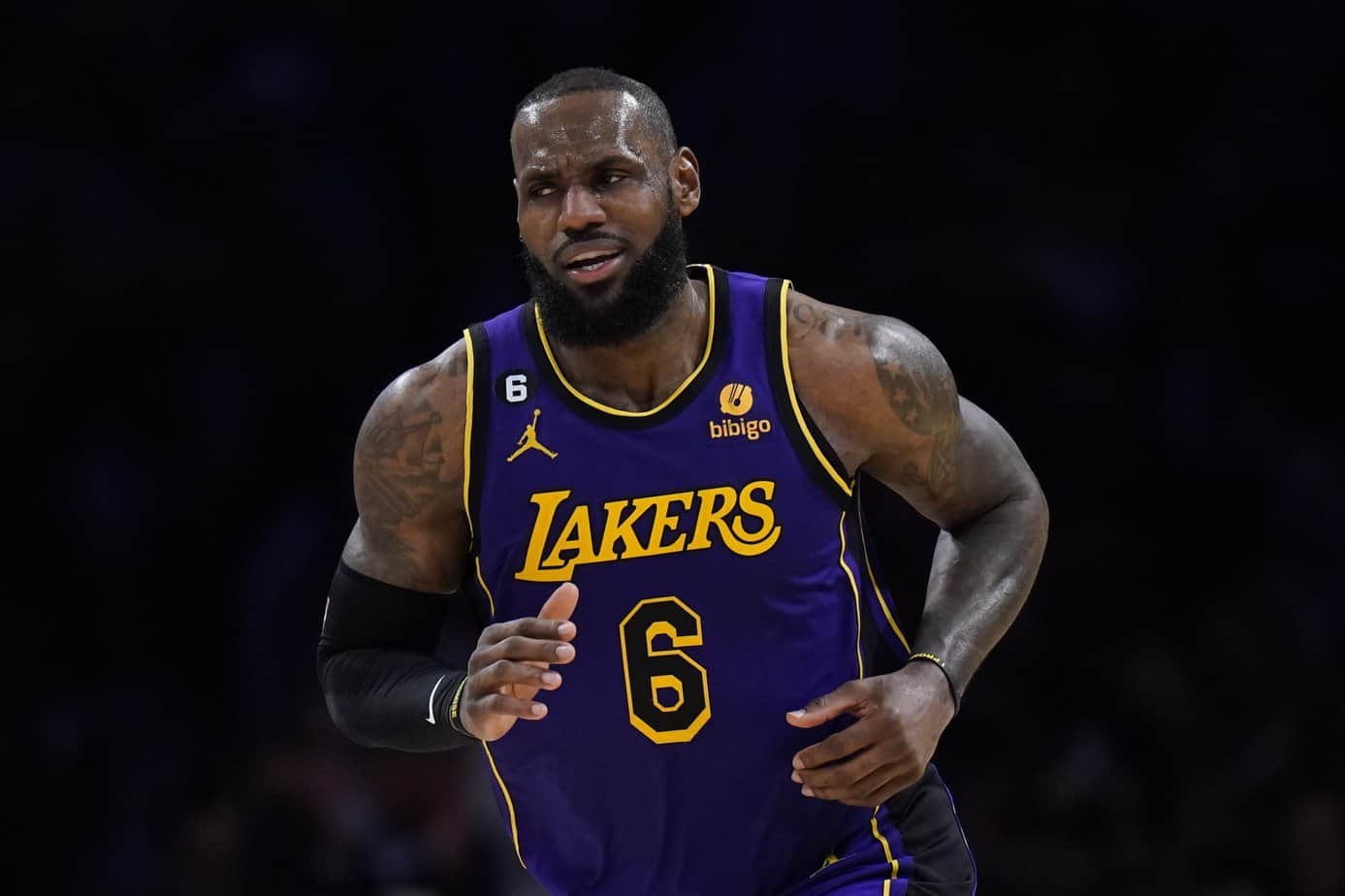 Underdog Fantasy NBA Picks & Predictions: LeBron James Dominates in Detroit (November 29)