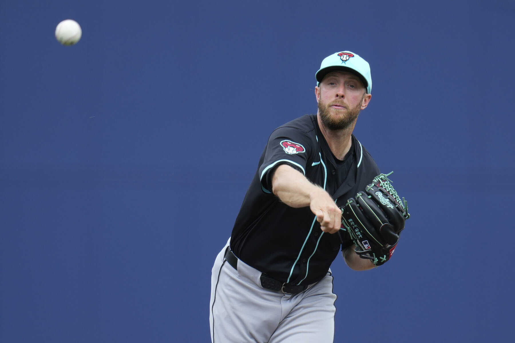 MLB DFS Pivots: Merrill Kelly and More (April 15)